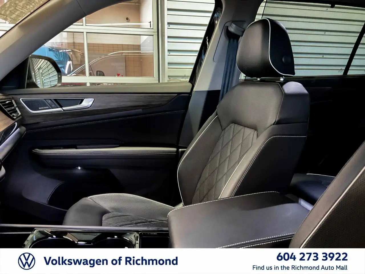 Volkswagen Atlas photo Volkswagen Atlas