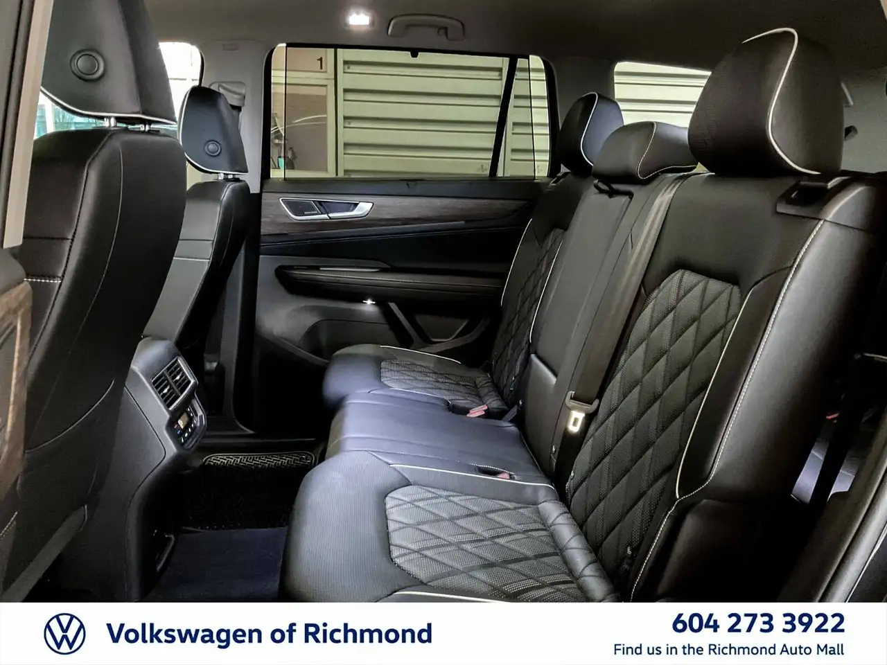 Volkswagen Atlas photo Volkswagen Atlas