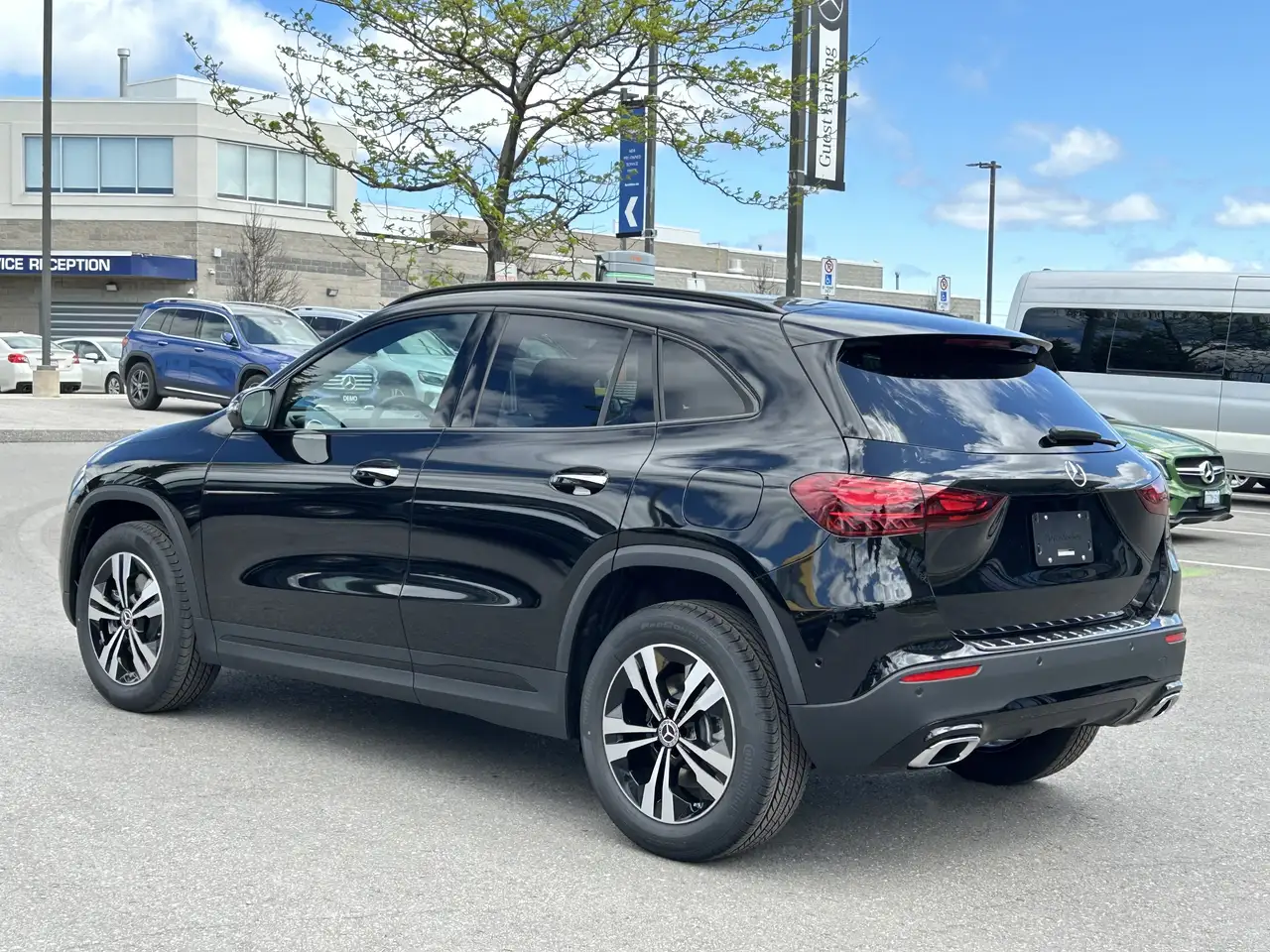 Mercedes-Benz GLA снимка Mercedes-Benz GLA