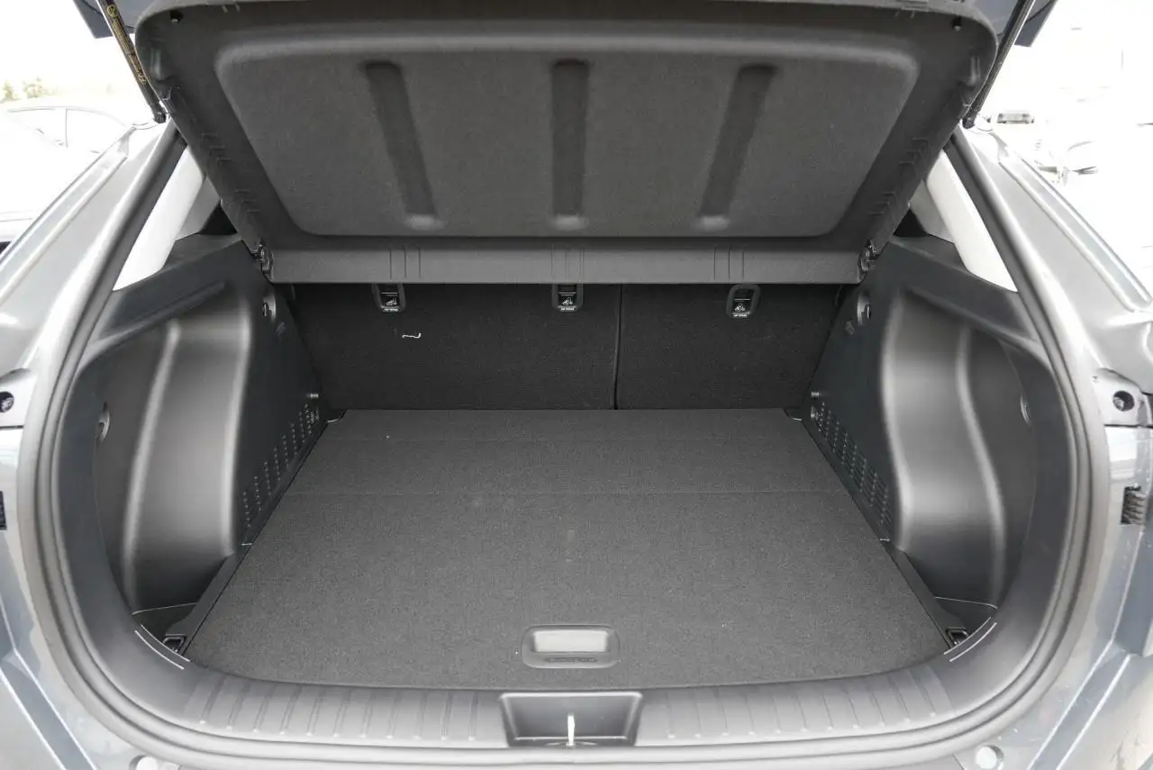 Hyundai KONA photo Hyundai KONA