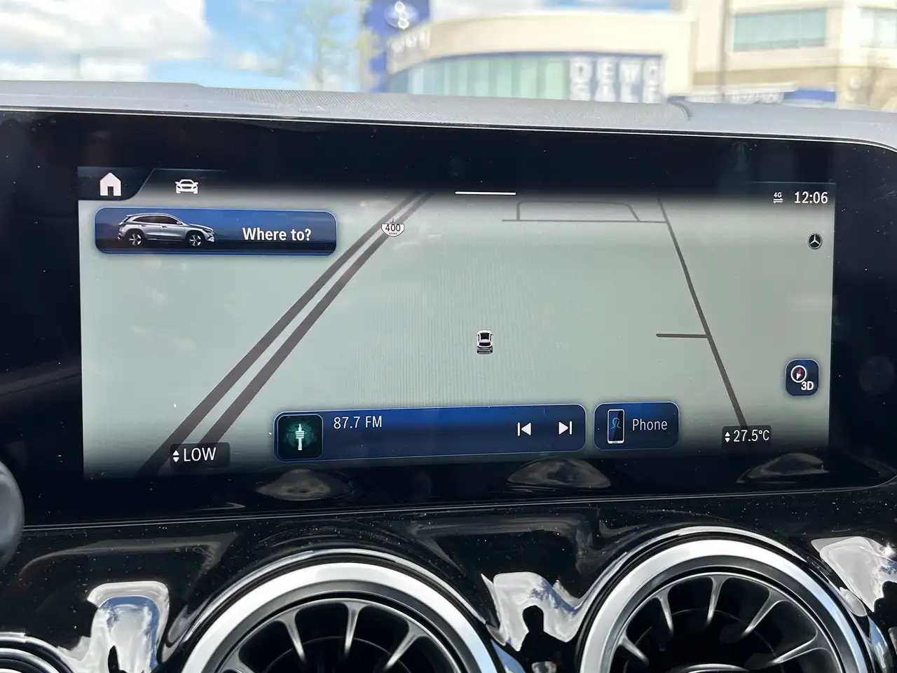 Mercedes-Benz GLA снимка Mercedes-Benz GLA