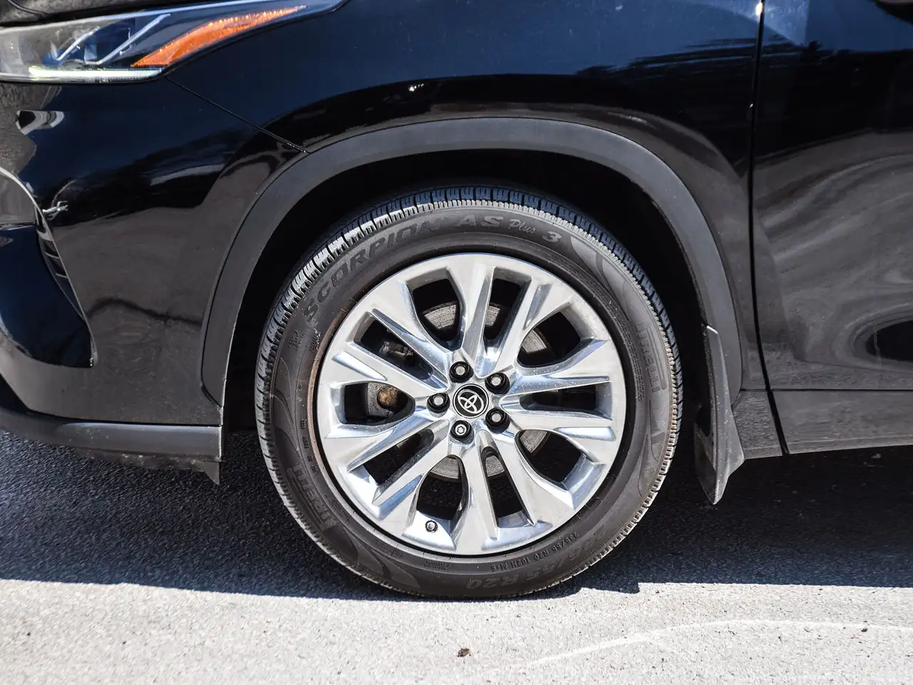 Toyota Highlander photo Toyota Highlander