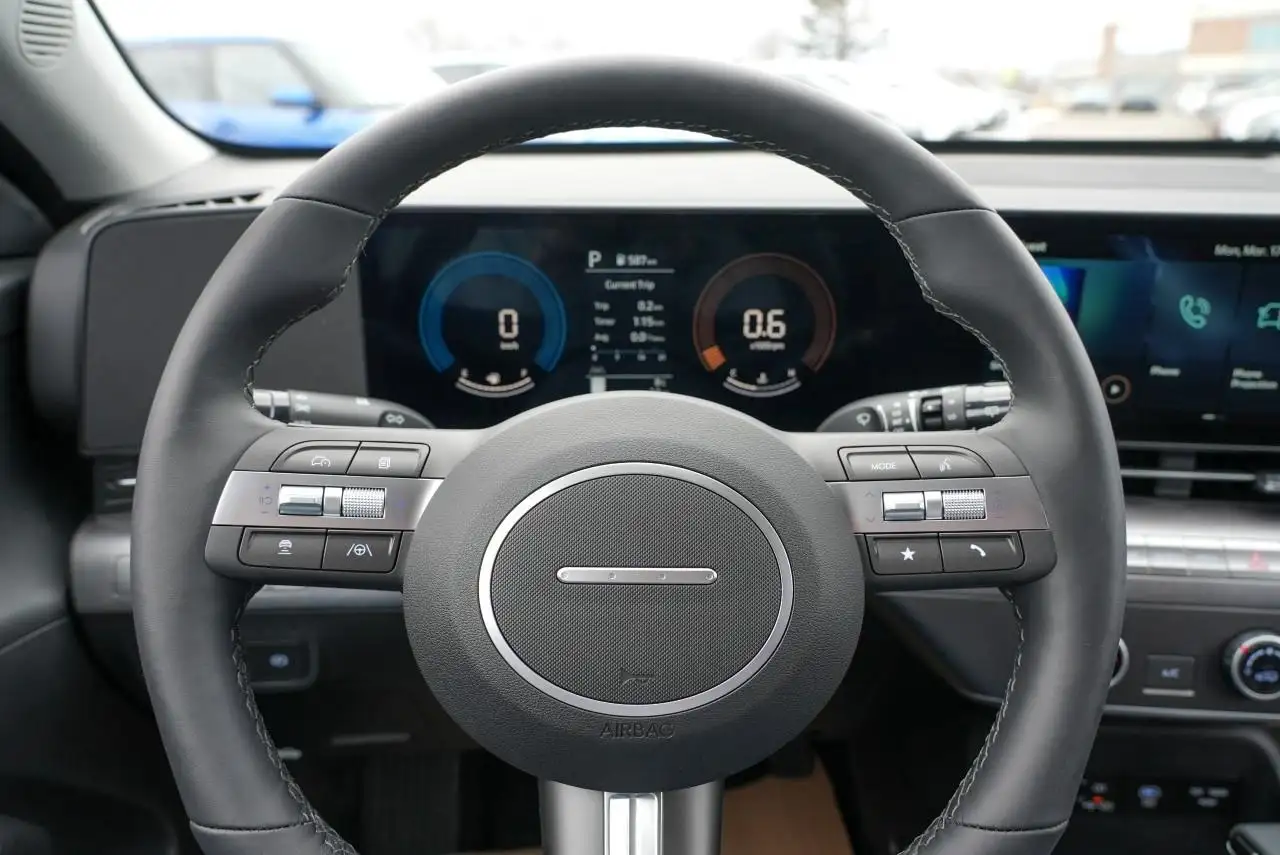 Hyundai KONA photo Hyundai KONA