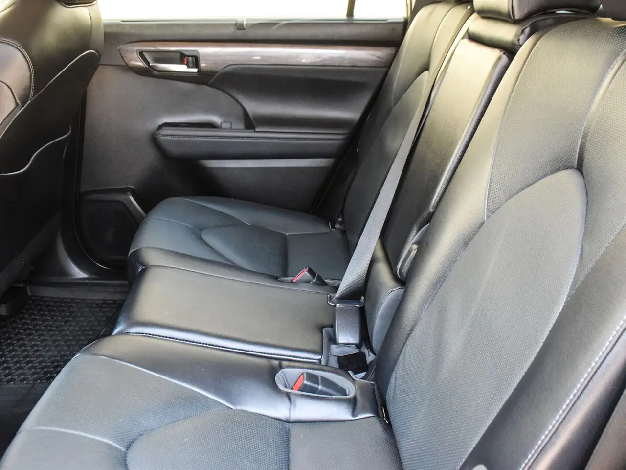 Toyota Highlander photo Toyota Highlander