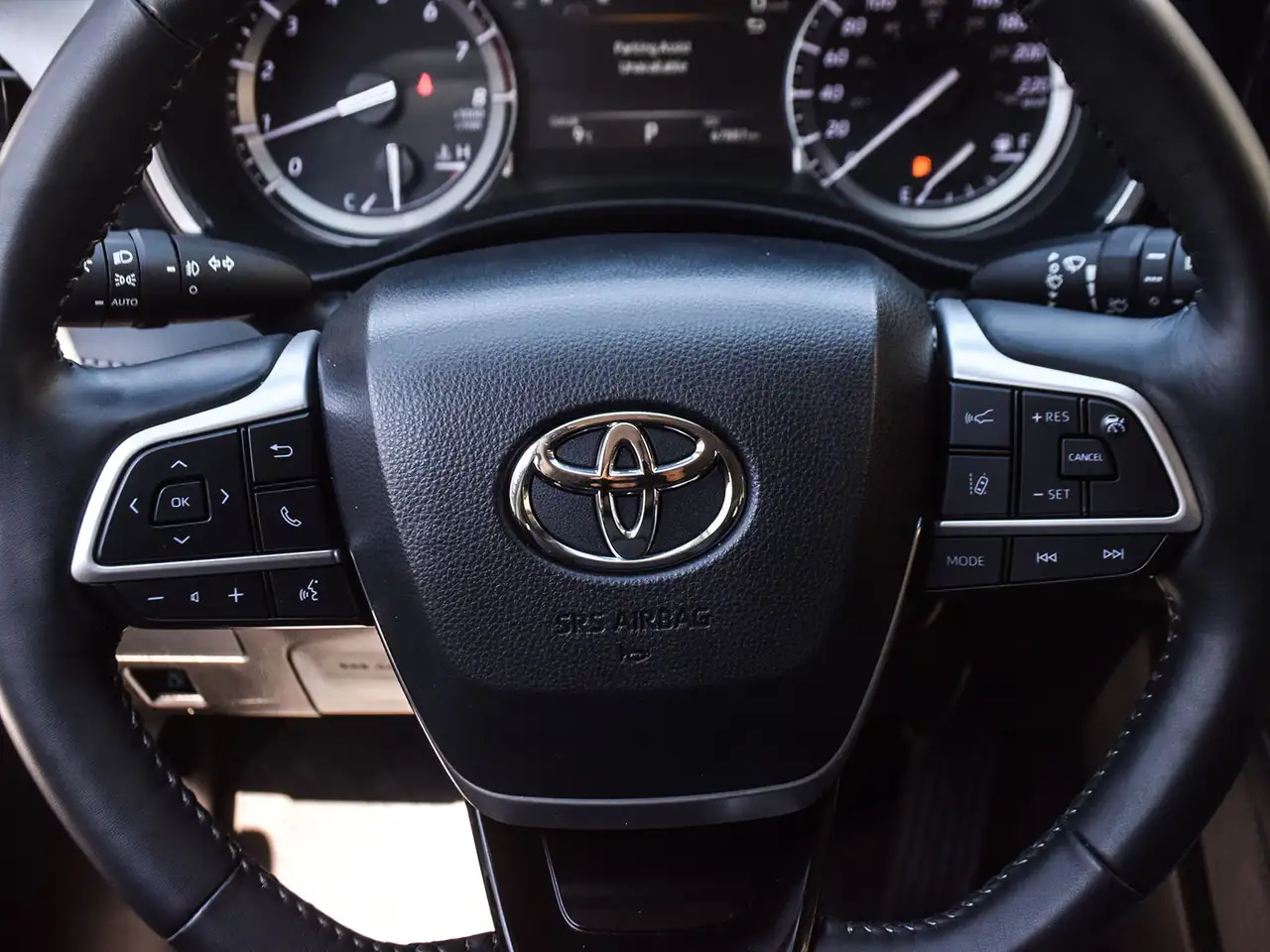 Toyota Highlander photo Toyota Highlander