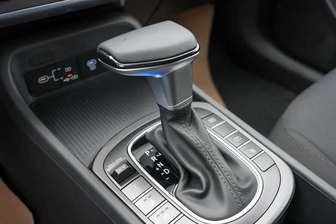 Hyundai KONA photo Hyundai KONA