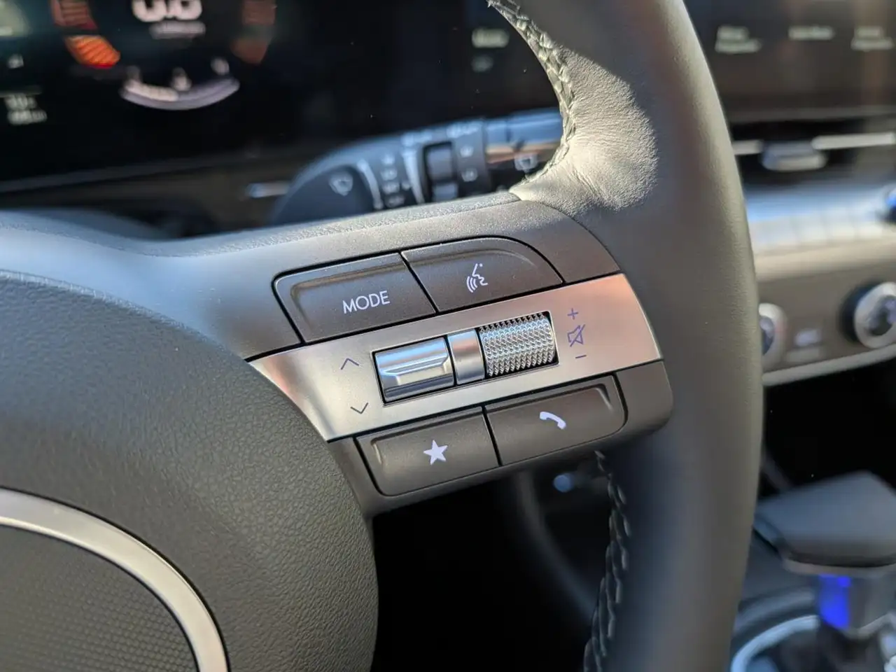 Hyundai KONA снимка Hyundai KONA