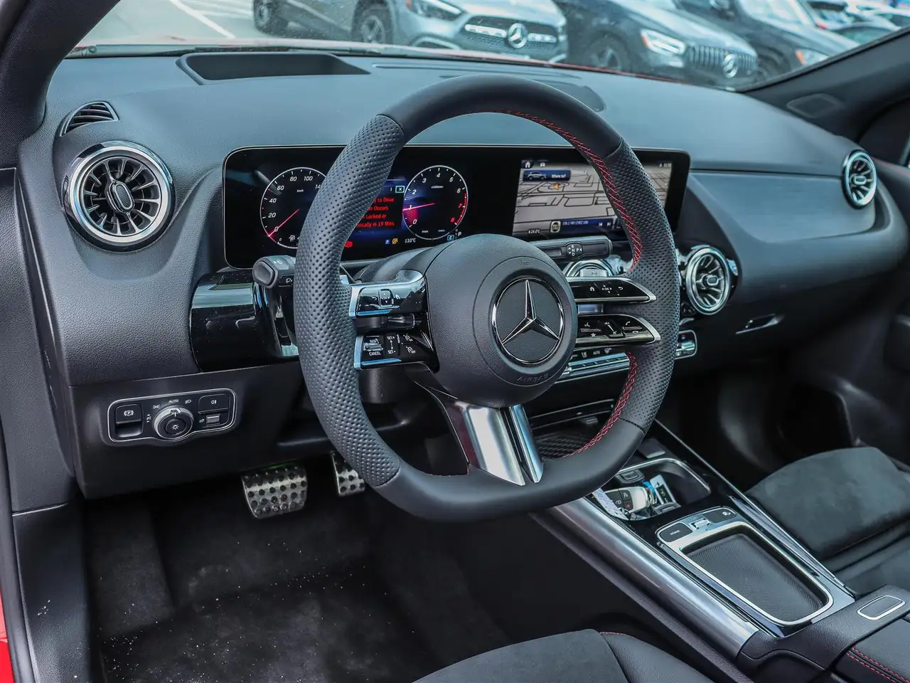 Mercedes-Benz GLA fotografie Mercedes-Benz GLA