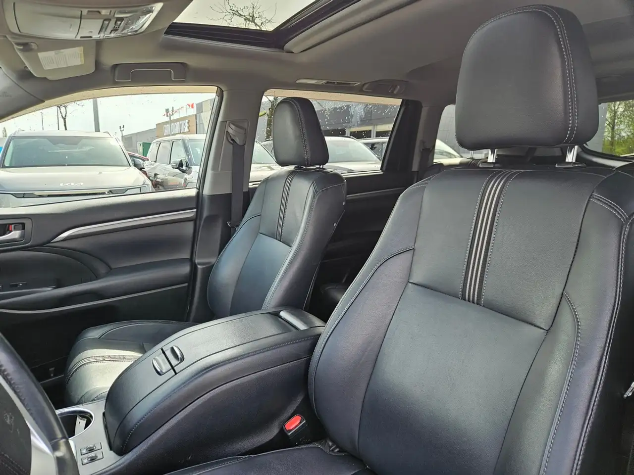 Toyota Highlander photo Toyota Highlander