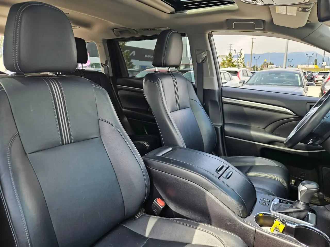 Toyota Highlander photo Toyota Highlander