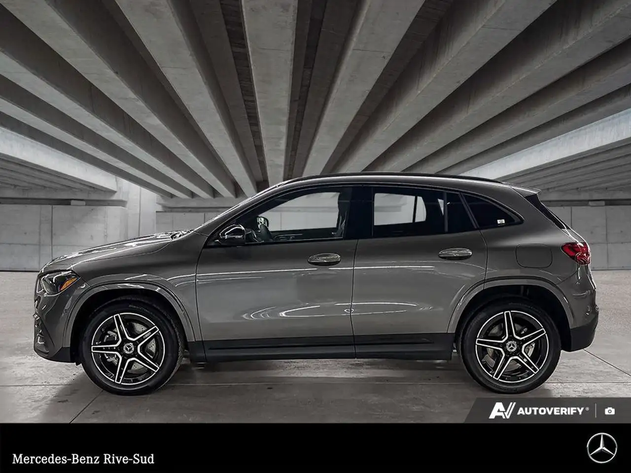 Mercedes-Benz GLA photo Mercedes-Benz GLA