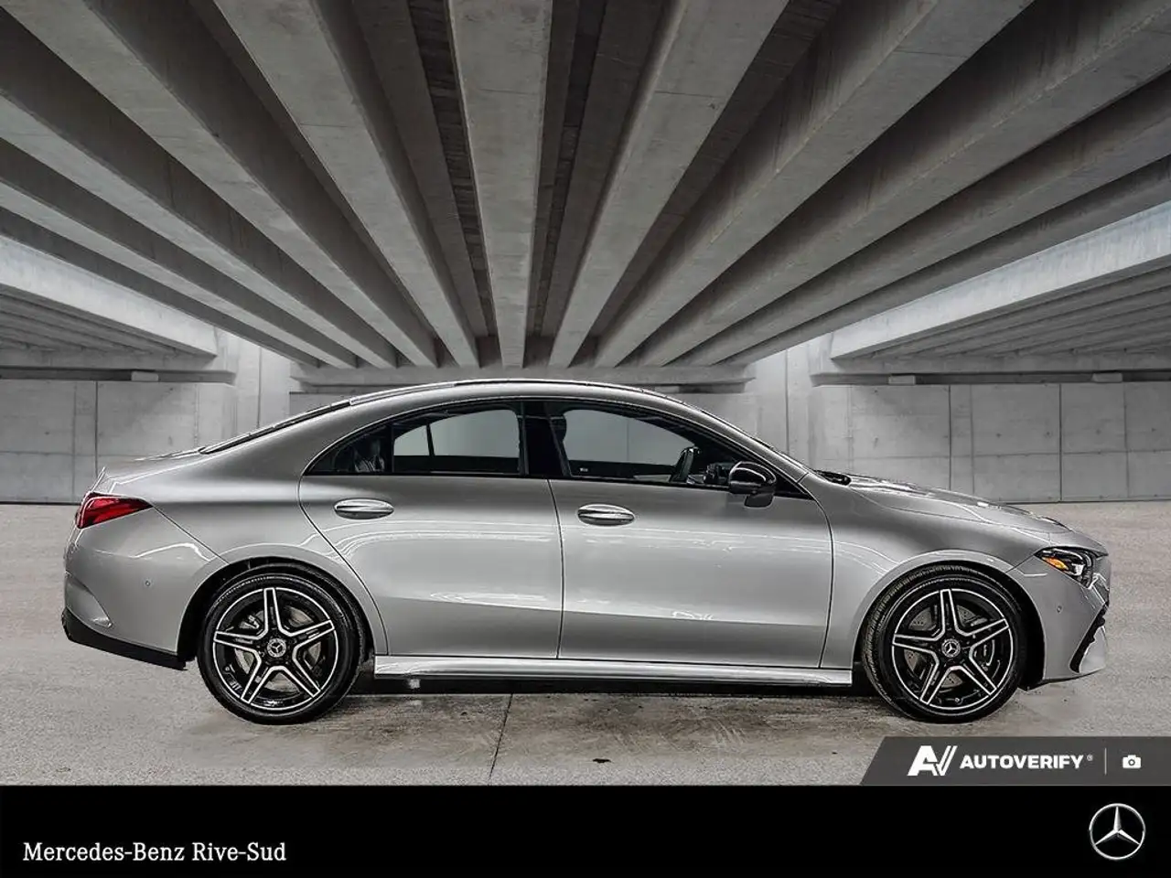 Mercedes-Benz CLA снимка Mercedes-Benz CLA