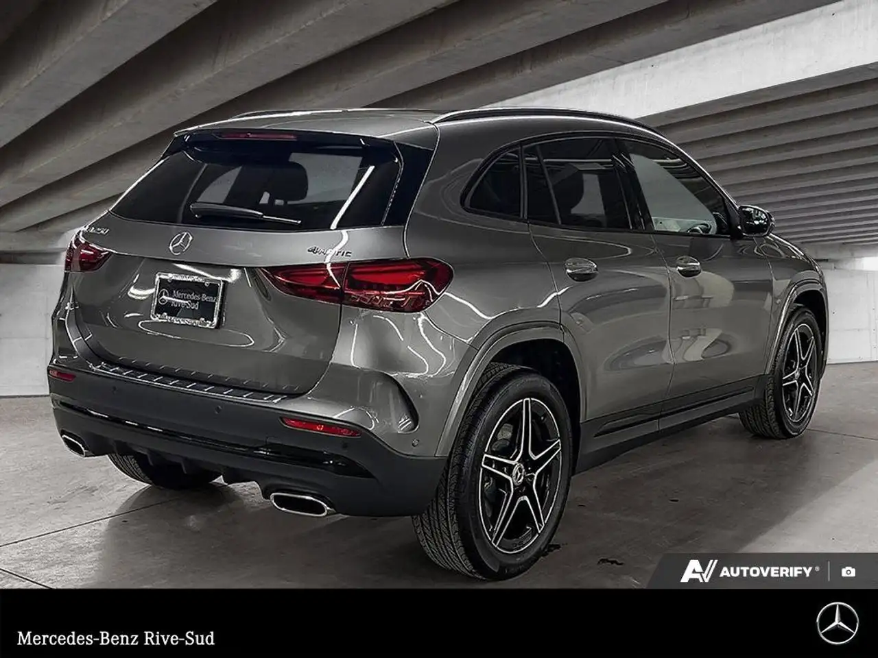 Mercedes-Benz GLA photo Mercedes-Benz GLA