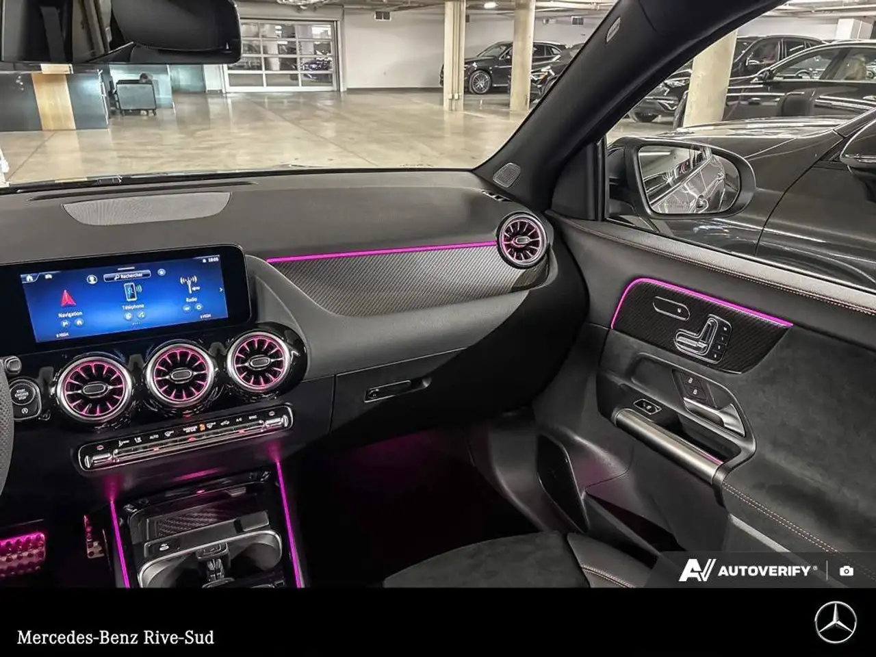 Mercedes-Benz GLA photo Mercedes-Benz GLA
