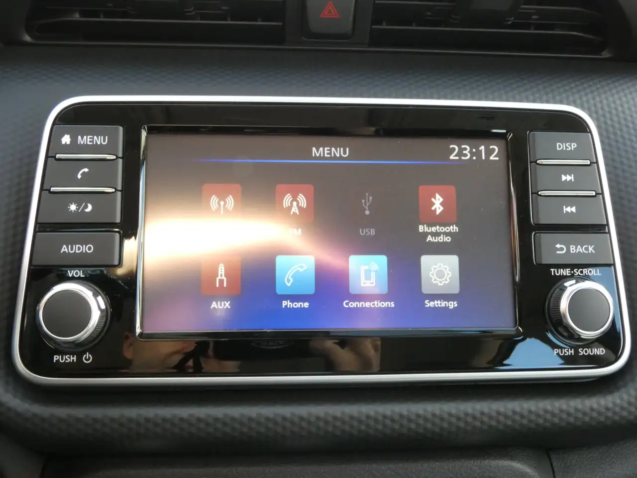 Nissan Kicks photo Nissan Kicks