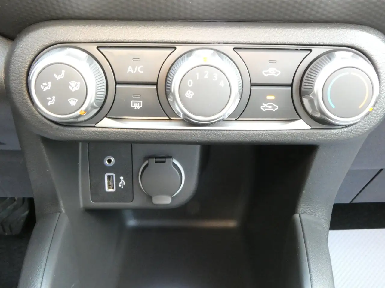 Nissan Kicks photo Nissan Kicks