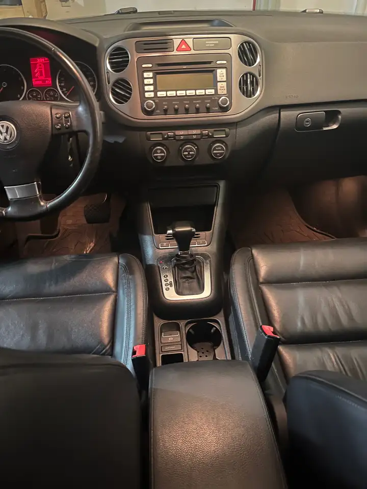 Volkswagen Tiguan снимка Volkswagen Tiguan