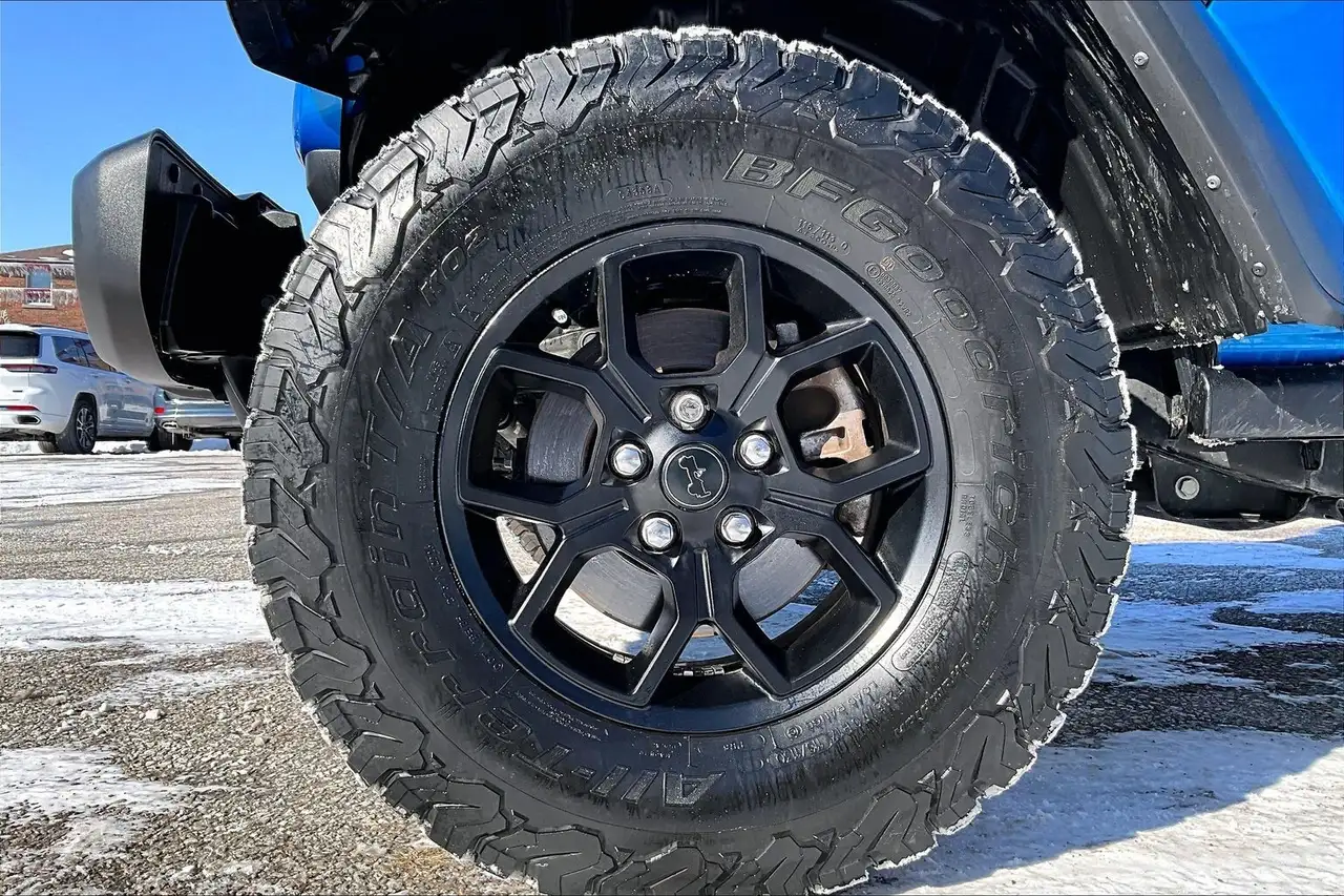 Jeep Wrangler снимка Jeep Wrangler