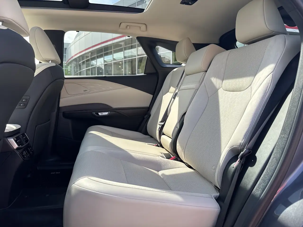 Lexus RX снимка Lexus RX