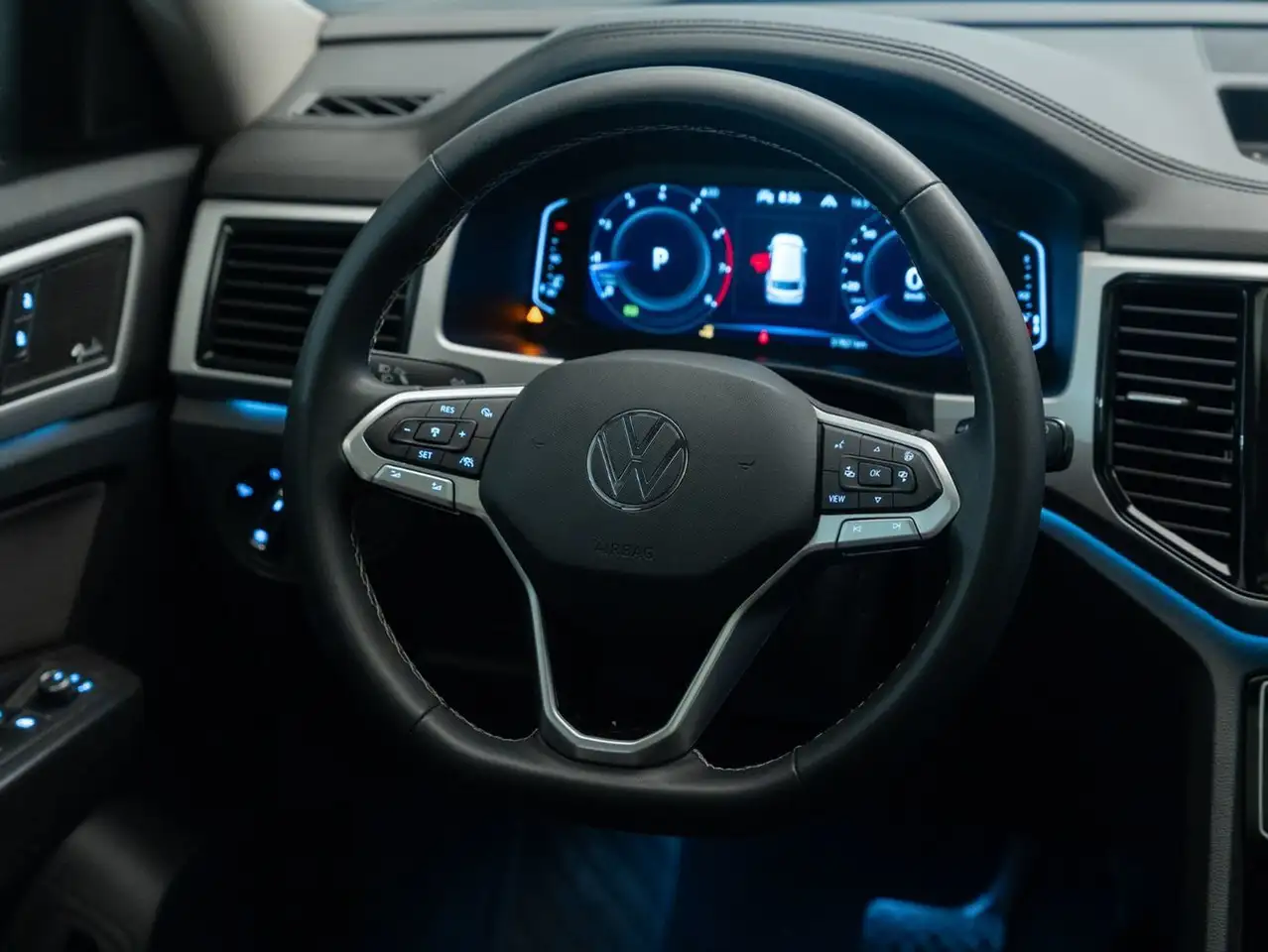 Volkswagen Atlas снимка Volkswagen Atlas