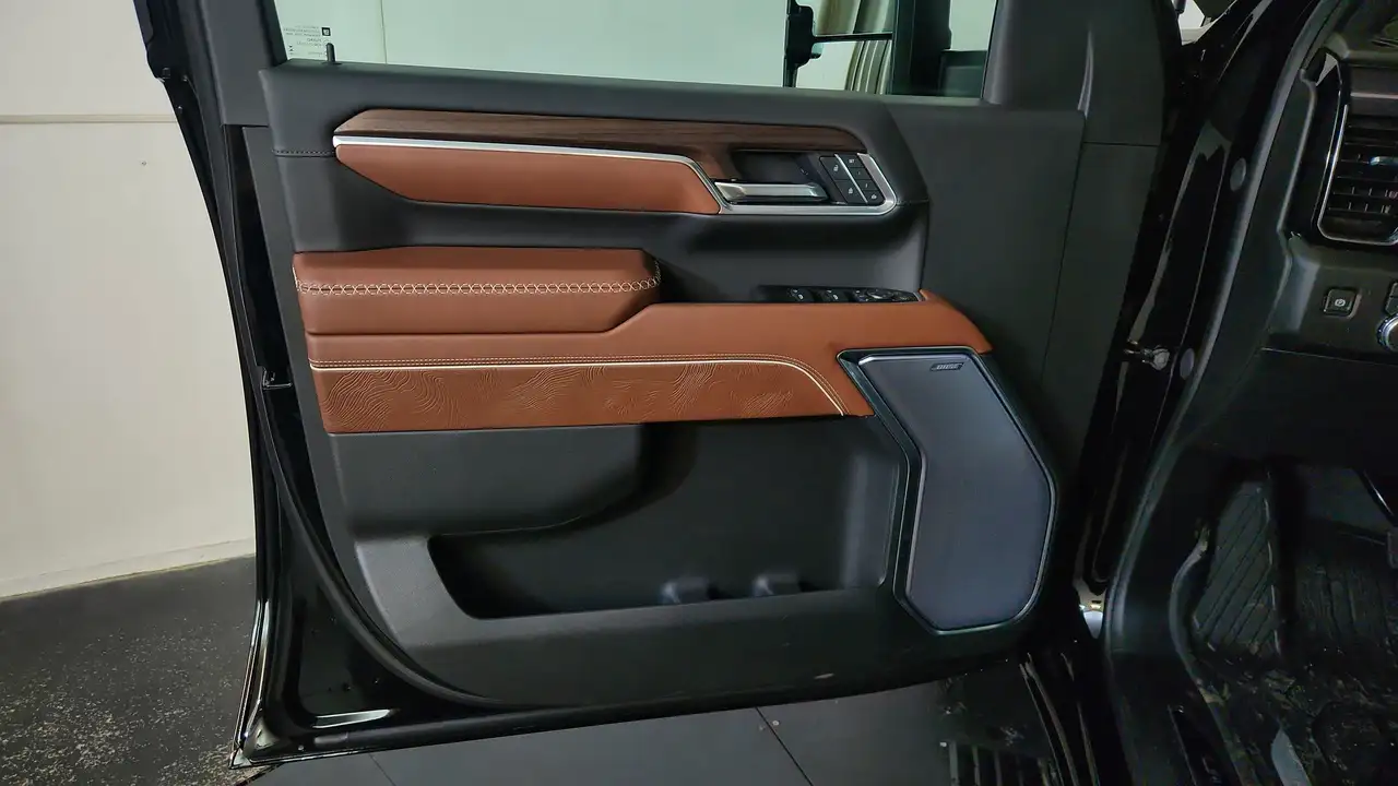 GMC Sierra 2500HD photo GMC Sierra 2500HD