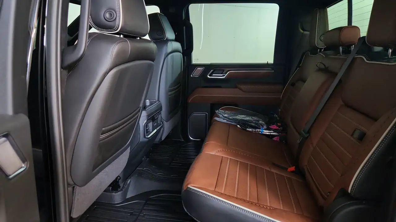 GMC Sierra 2500HD photo GMC Sierra 2500HD