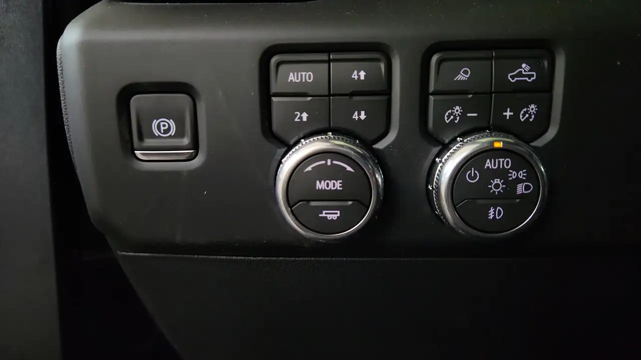 GMC Sierra 2500HD photo GMC Sierra 2500HD