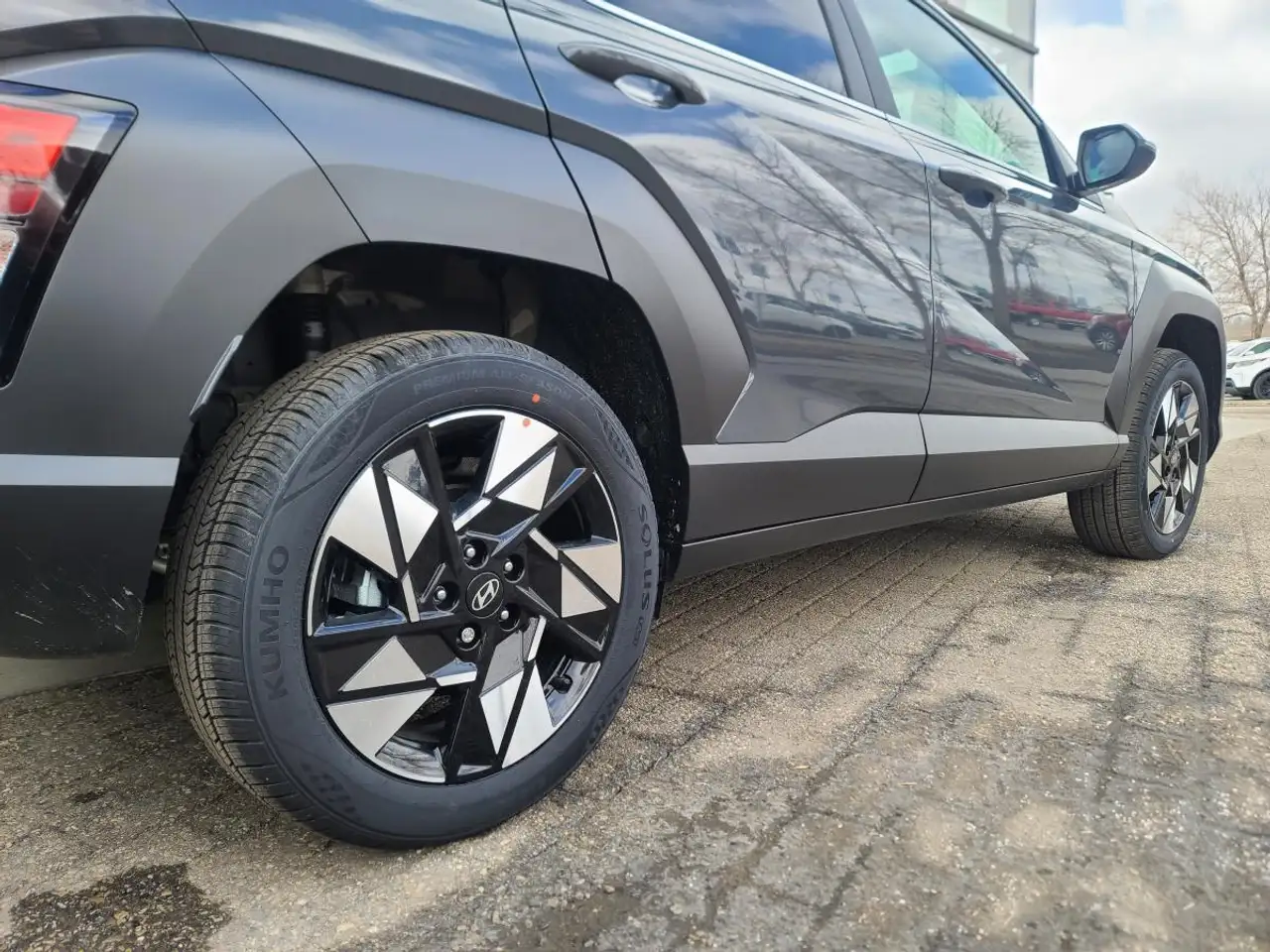 Hyundai KONA снимка Hyundai KONA