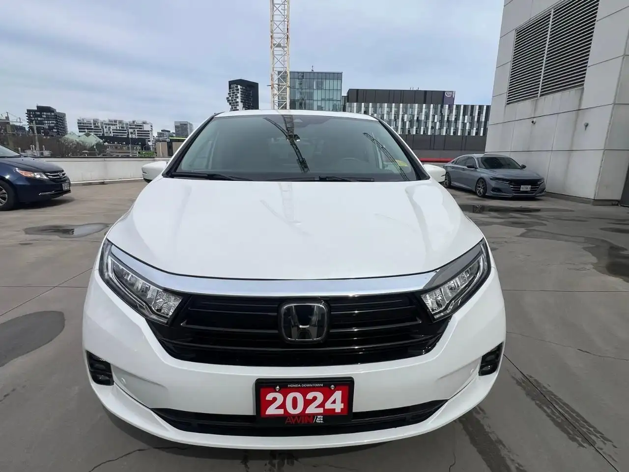 Honda Odyssey снимка Honda Odyssey