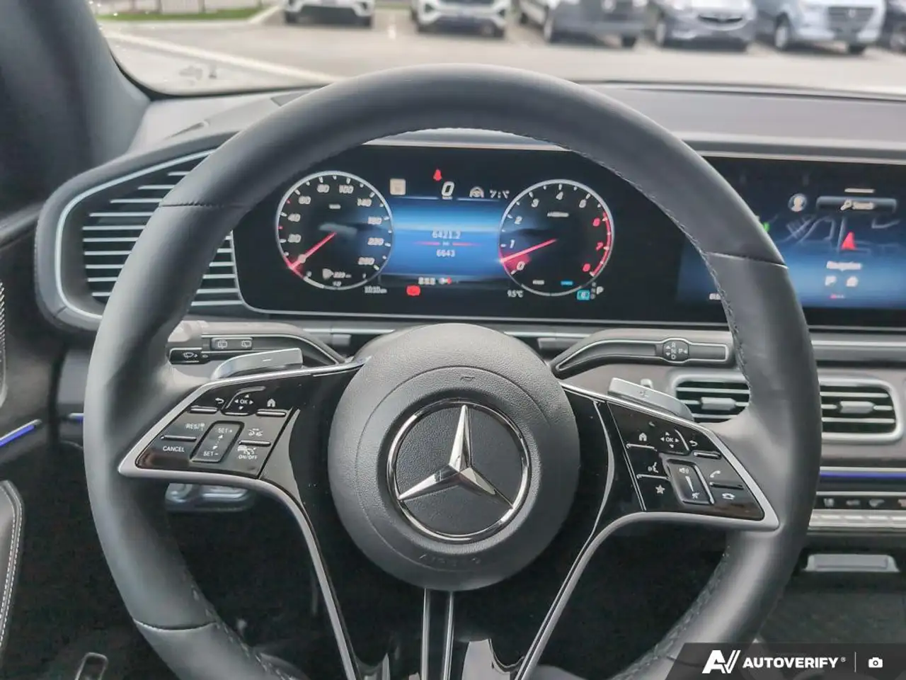 Mercedes-Benz GLE снимка Mercedes-Benz GLE
