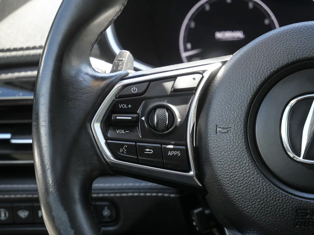 Acura MDX снимка Acura MDX