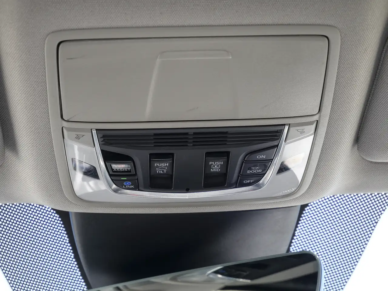 Acura MDX снимка Acura MDX