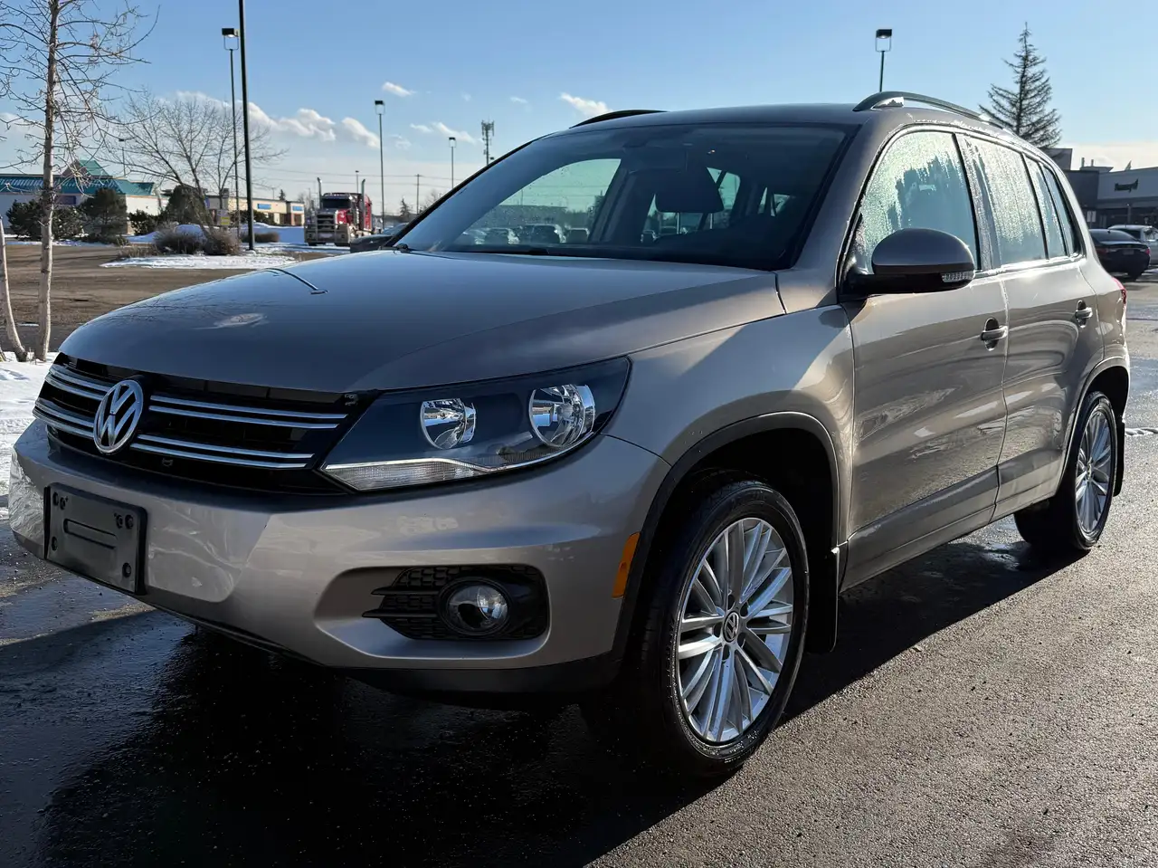 Volkswagen Tiguan снимка Volkswagen Tiguan