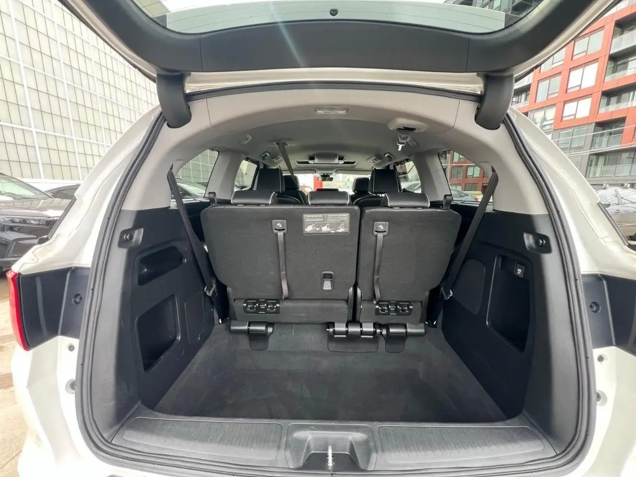 Honda Odyssey снимка Honda Odyssey
