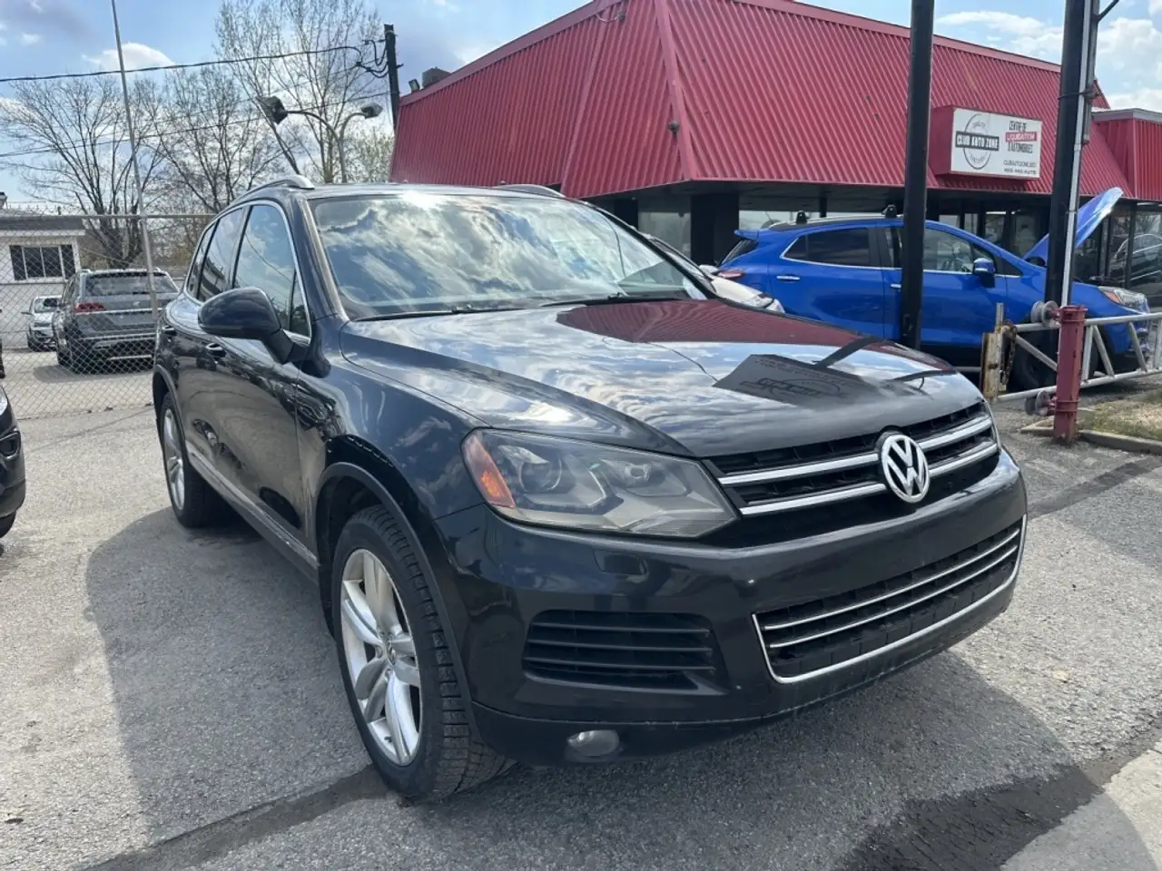 Volkswagen Touareg снимка Volkswagen Touareg