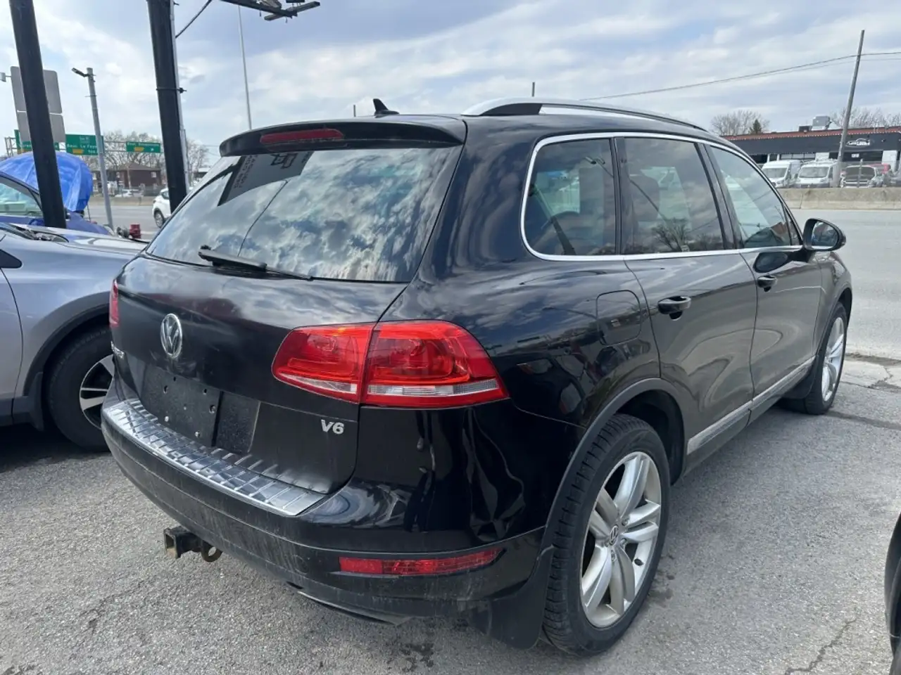 Volkswagen Touareg снимка Volkswagen Touareg