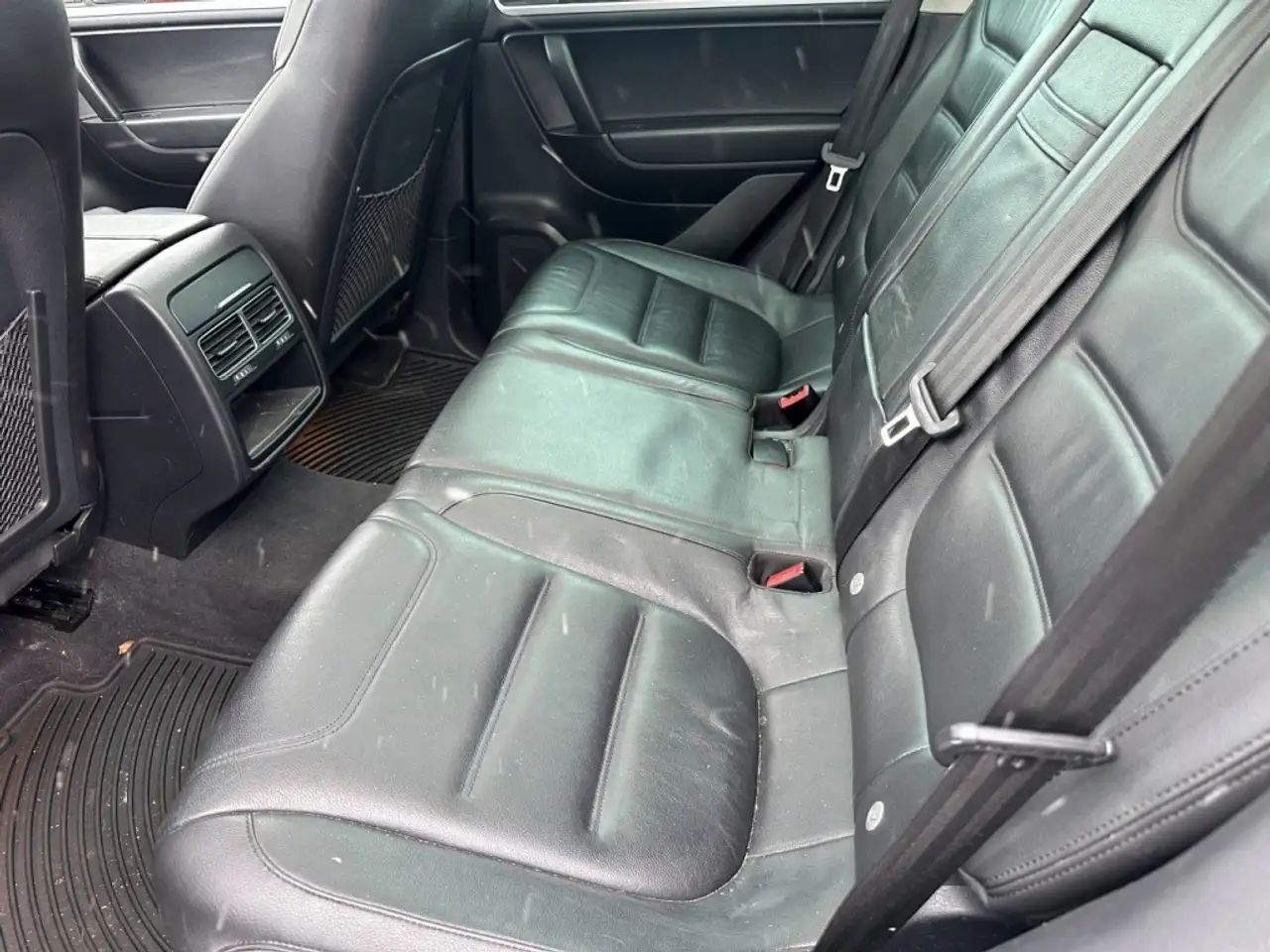 Volkswagen Touareg снимка Volkswagen Touareg