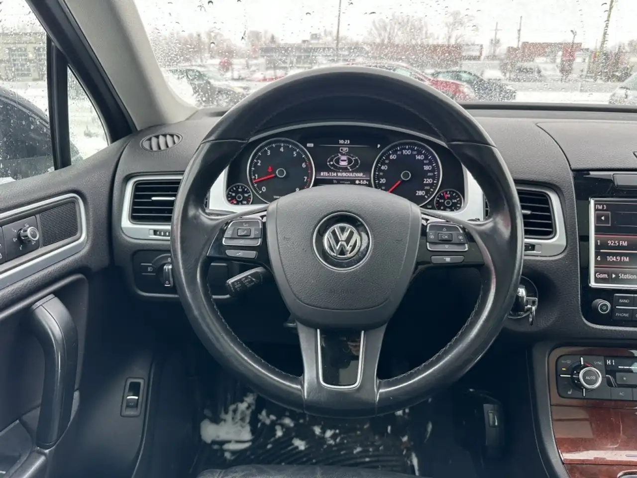 Volkswagen Touareg снимка Volkswagen Touareg
