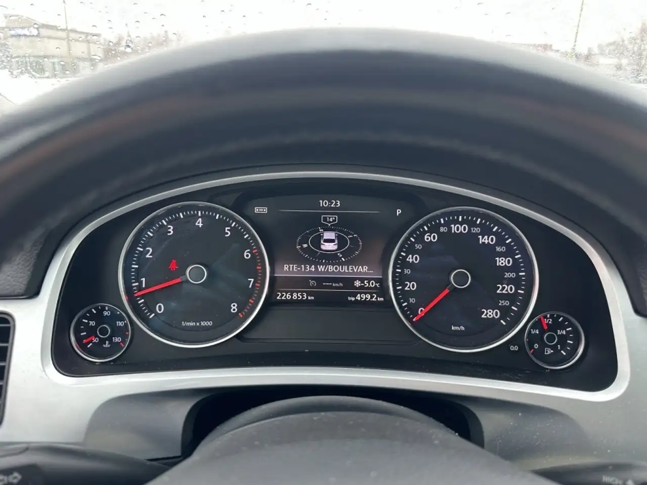 Volkswagen Touareg снимка Volkswagen Touareg