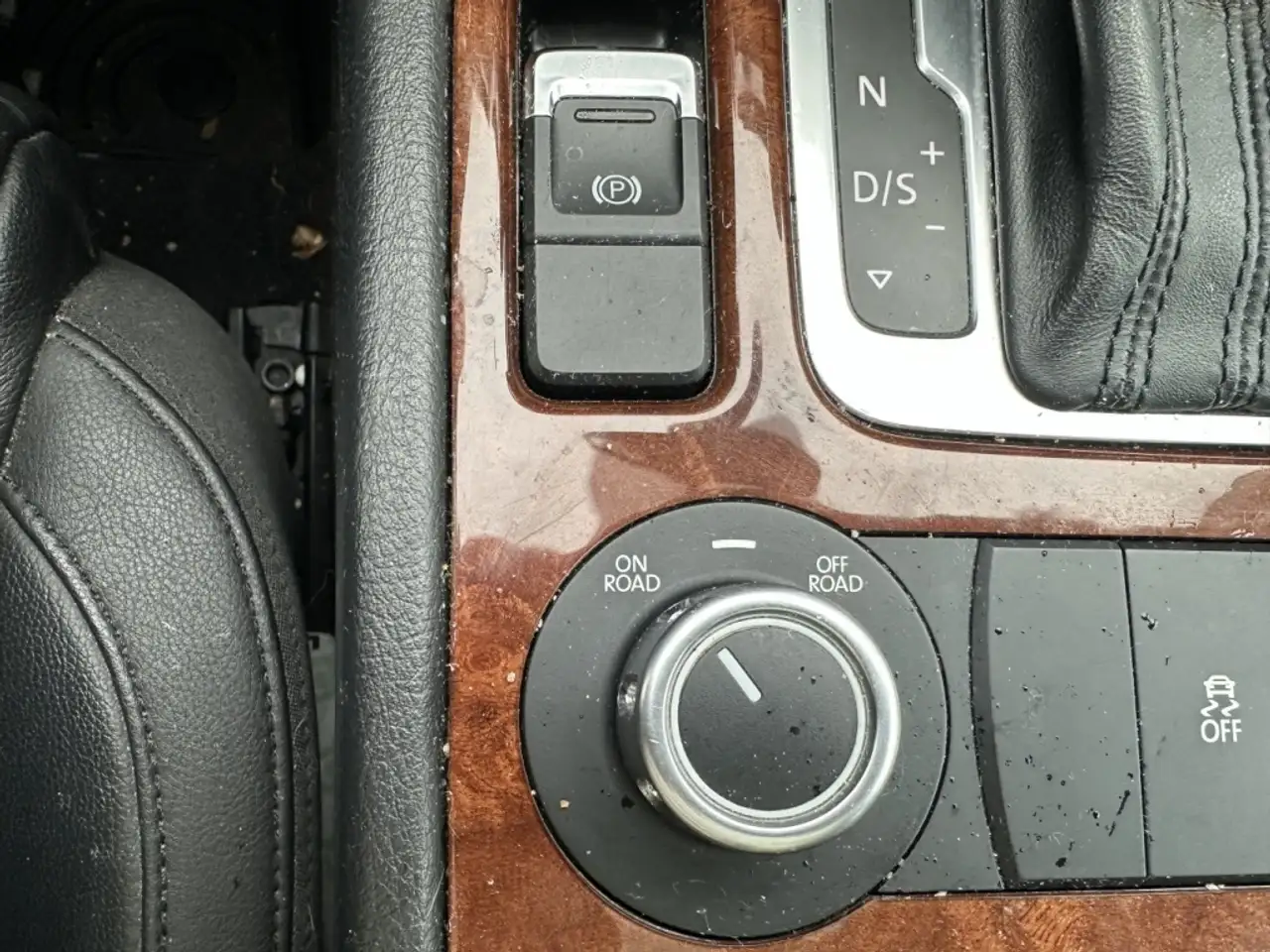 Volkswagen Touareg снимка Volkswagen Touareg