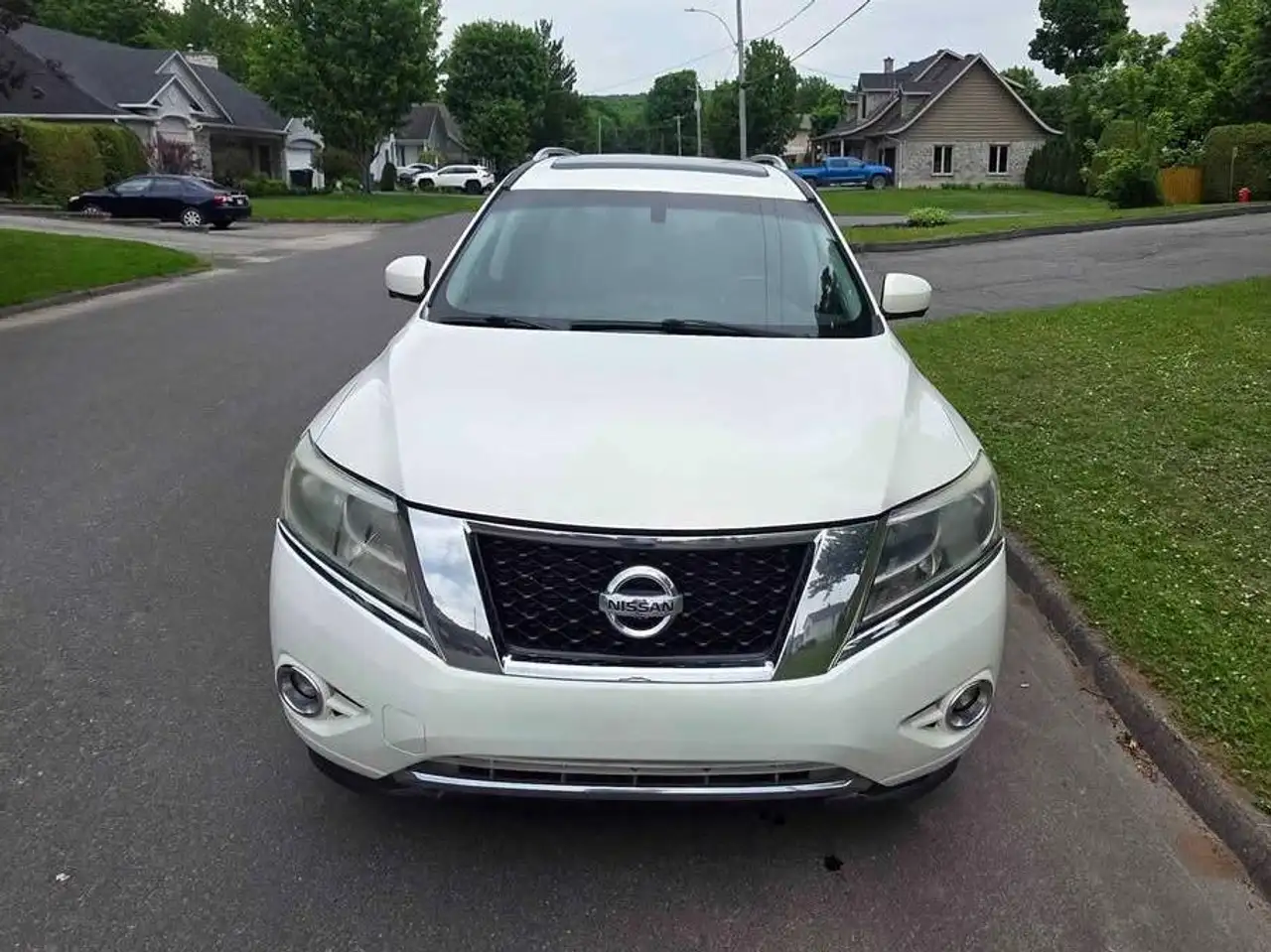 Nissan Pathfinder fotografie Nissan Pathfinder