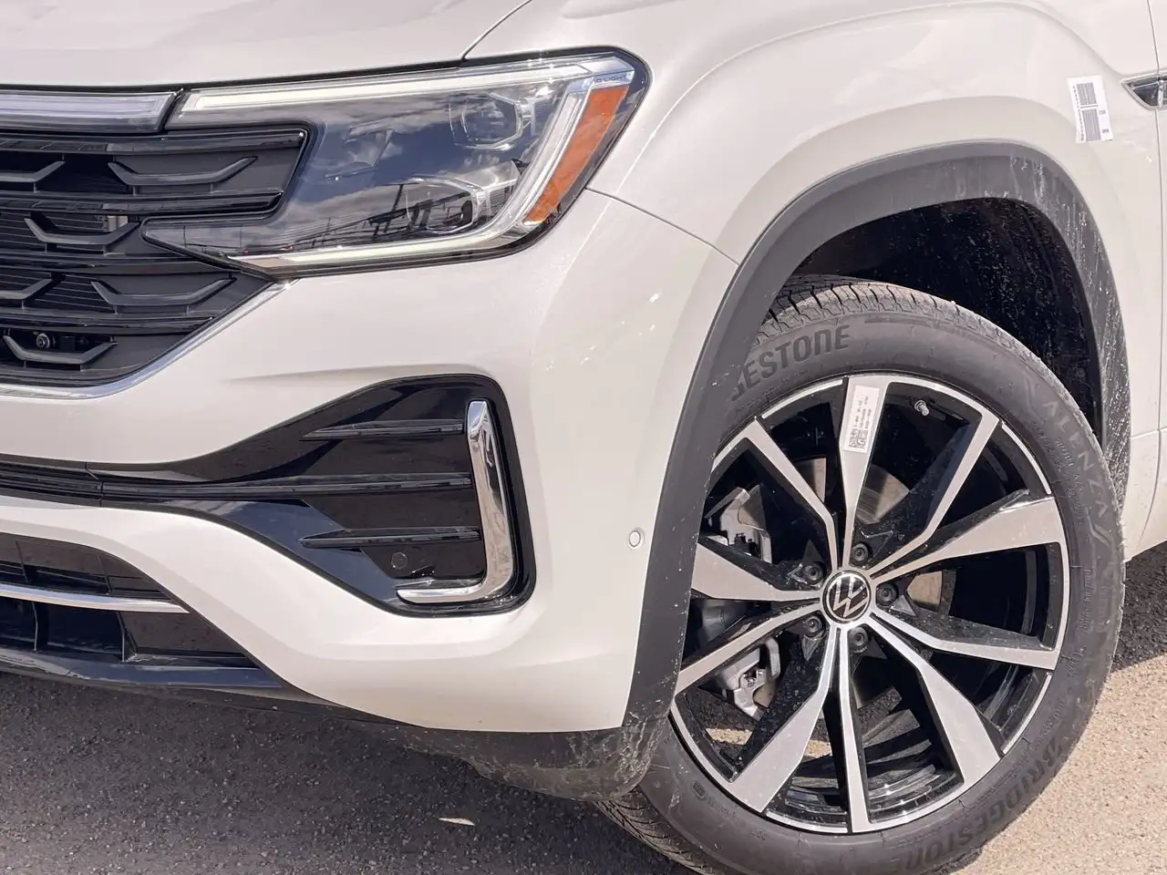 Volkswagen Atlas снимка Volkswagen Atlas