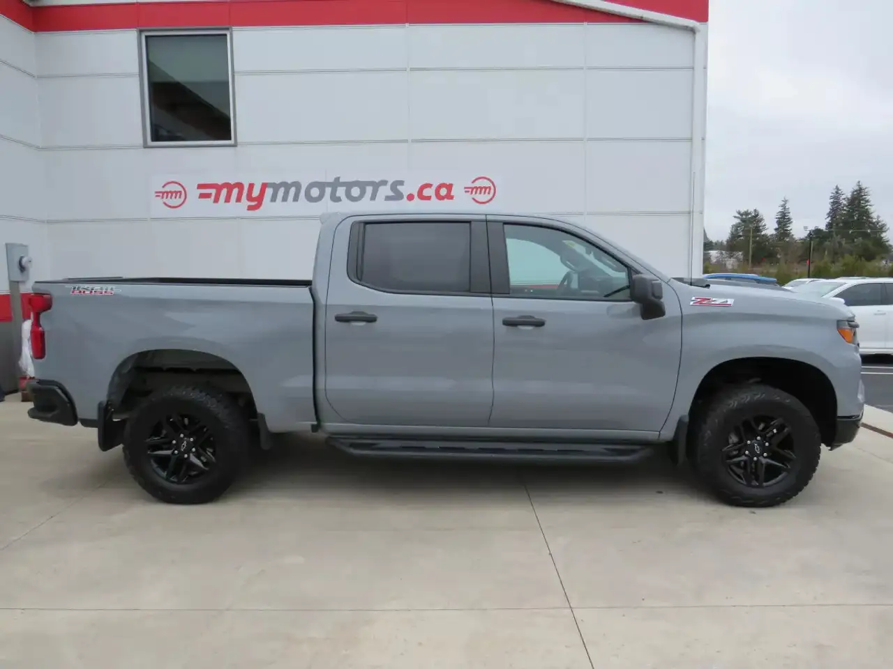 Chevrolet Silverado 1500 снимка Chevrolet Silverado 1500