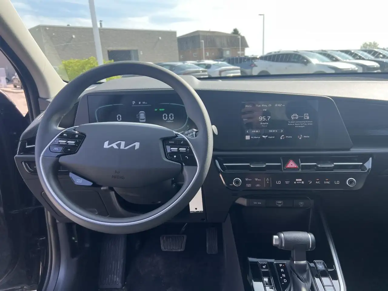 Kia Niro снимка Kia Niro