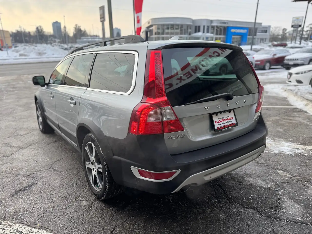Volvo XC70 снимка Volvo XC70