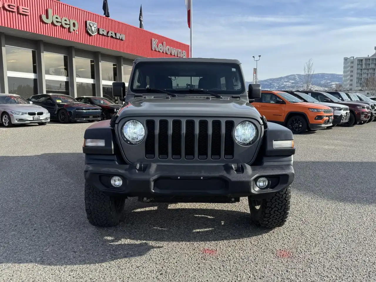 Jeep Wrangler снимка Jeep Wrangler