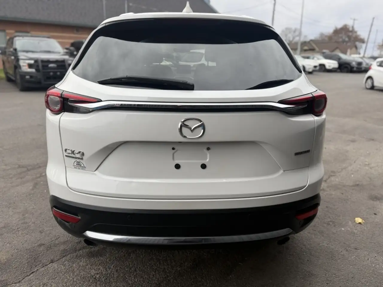 Mazda CX-9 снимка Mazda CX-9