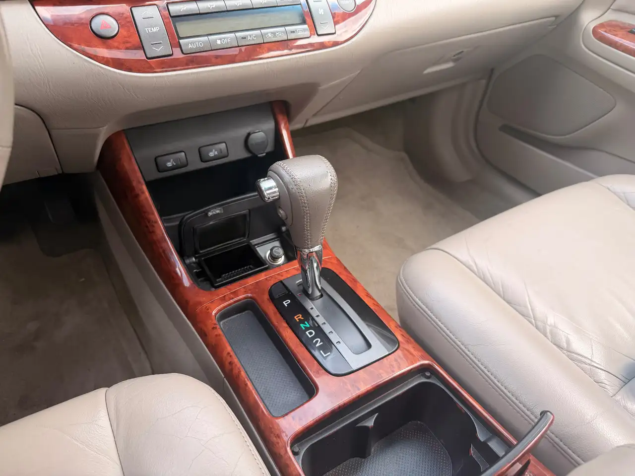 Toyota Camry fotografie Toyota Camry