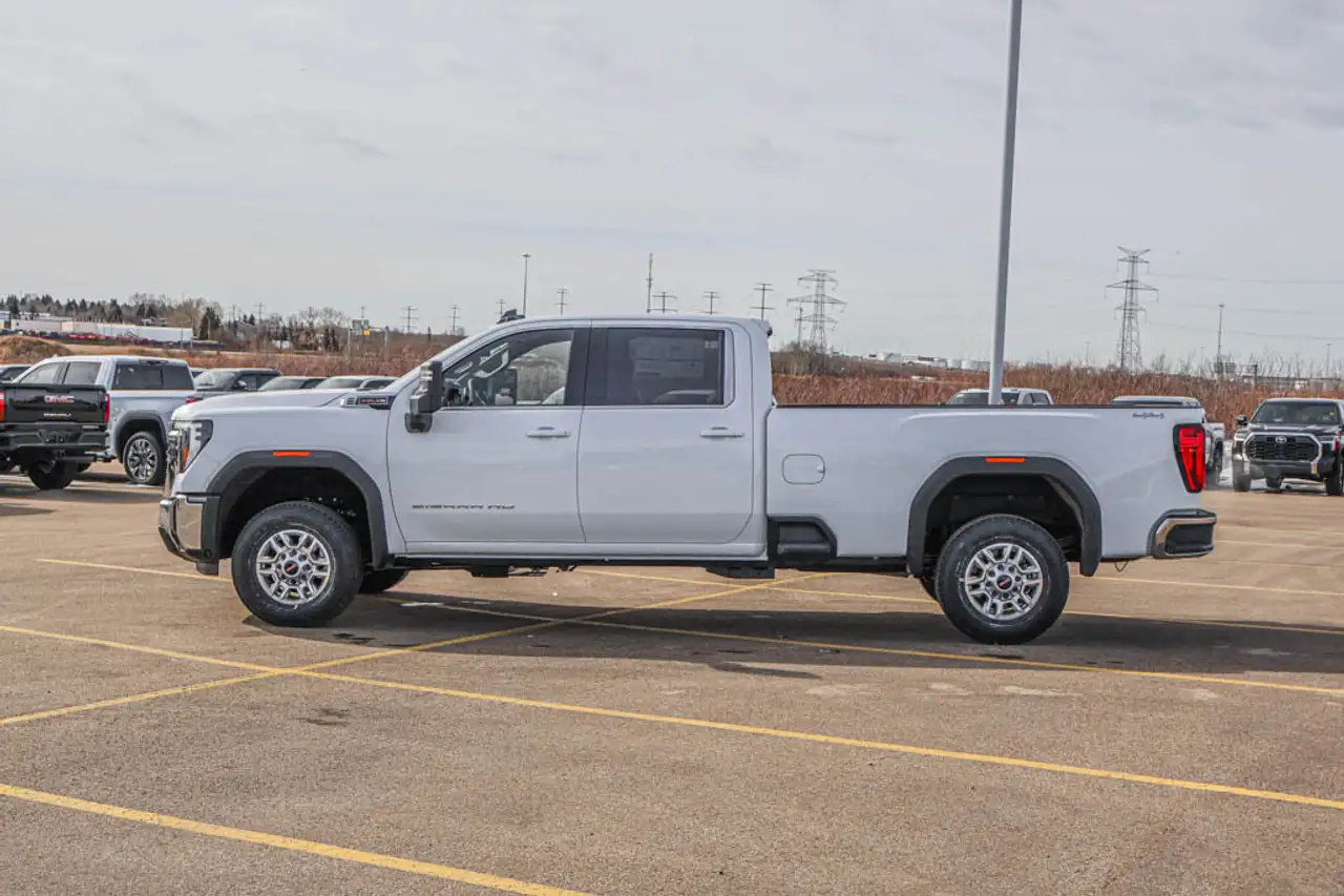 GMC Sierra 2500HD photo GMC Sierra 2500HD