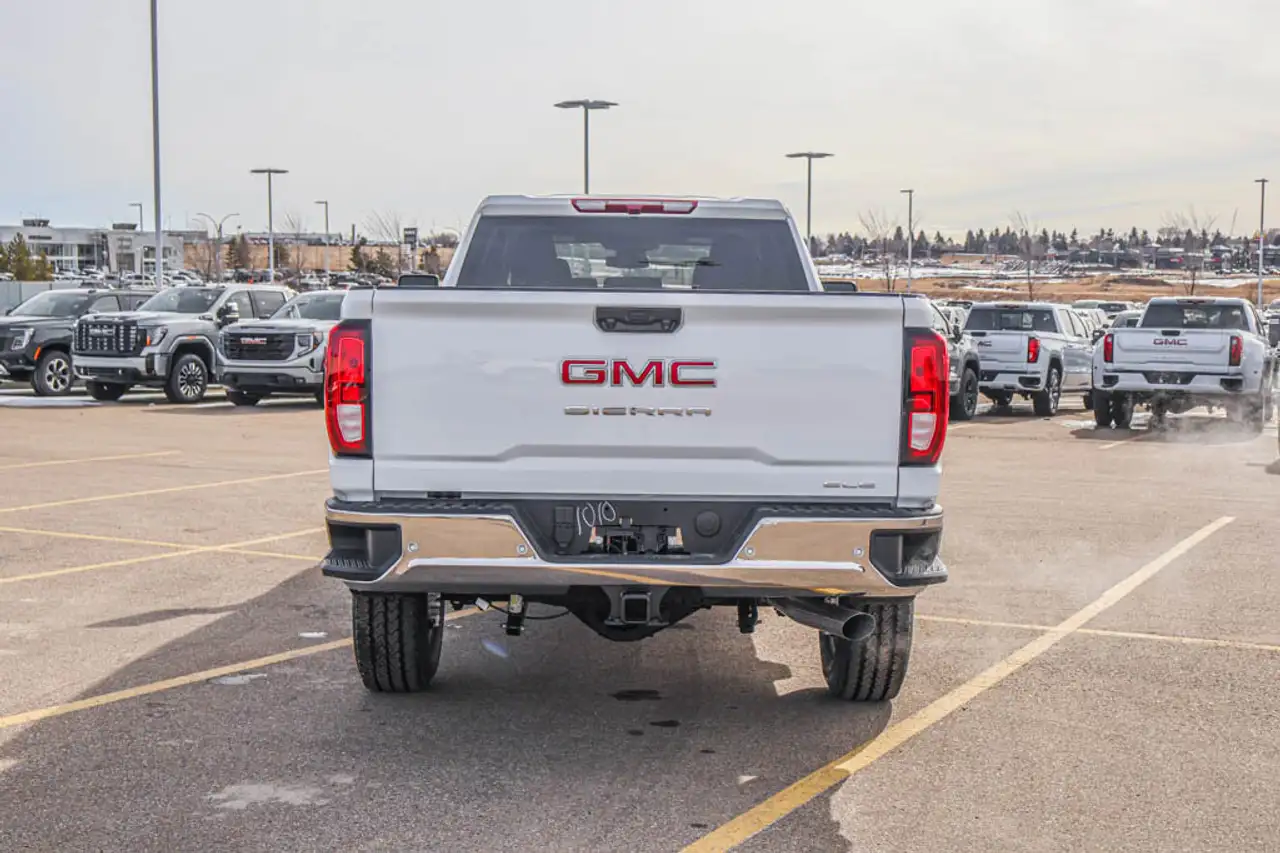 GMC Sierra 2500HD photo GMC Sierra 2500HD